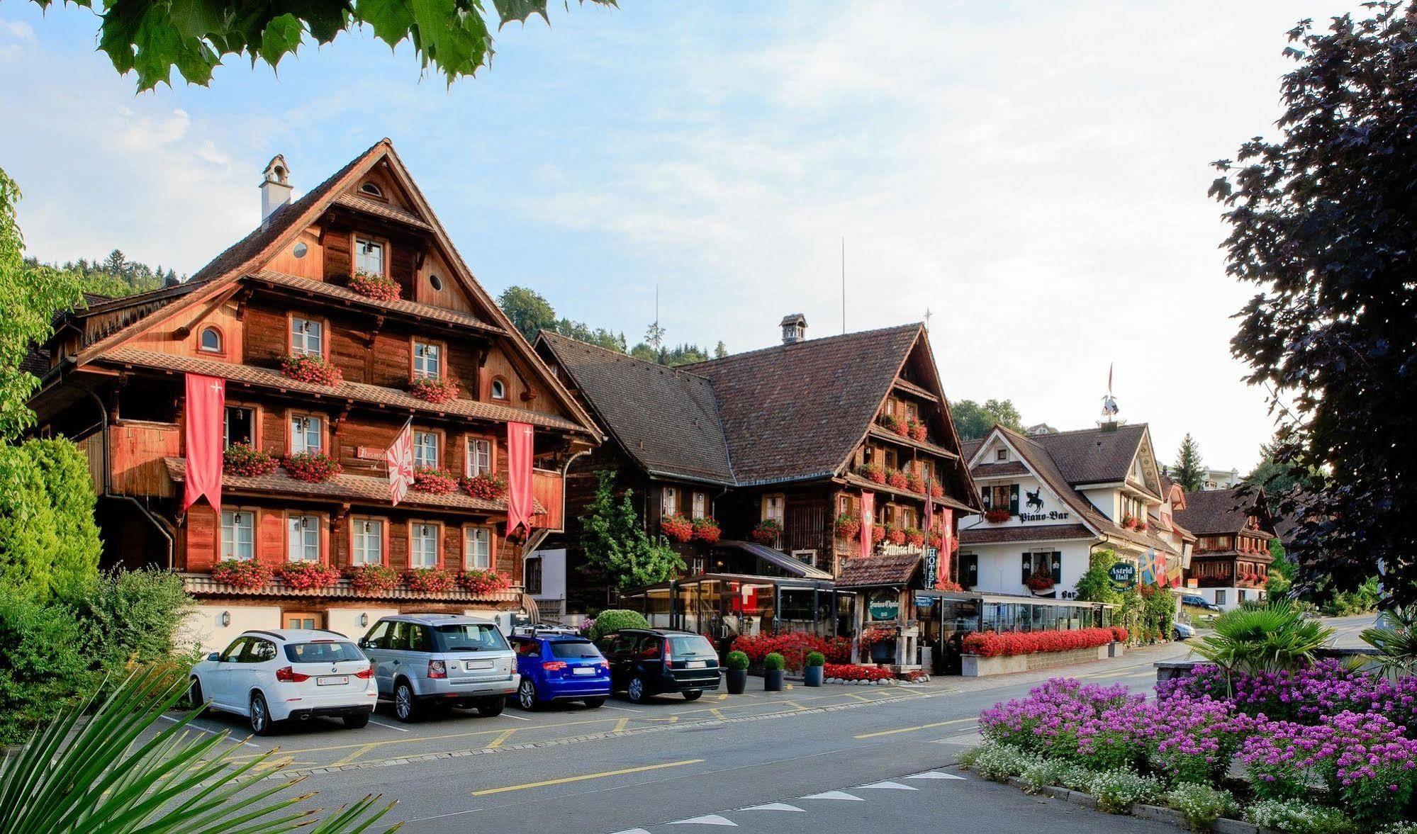 Swiss-Chalet Merlischachen - Historik Chalet-Hotel Lodge Küssnacht Exterior foto